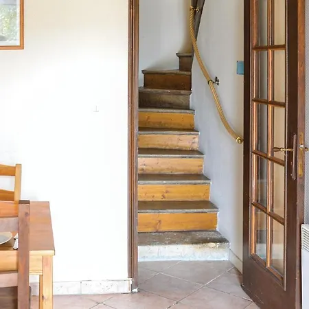 2 Bedroom Lovely In