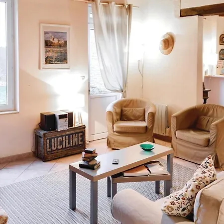 Pet Friendly In With Wifi Сasa de vacaciones